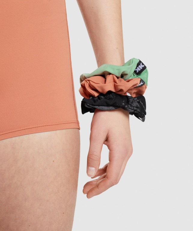 Sombreros Gymshark KK Fit Scrunchies 3pk Mujer Naranjas Verdes Negros Camuflados | 1OLpM4EWG4q
